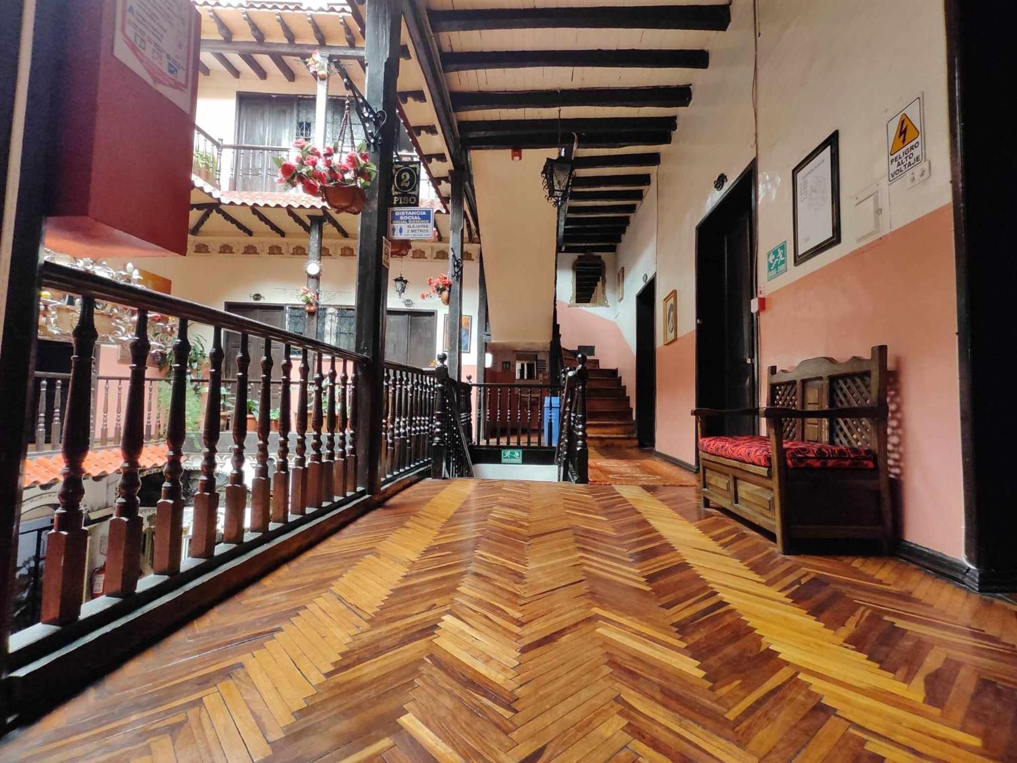 Hostel Juana De Arco *