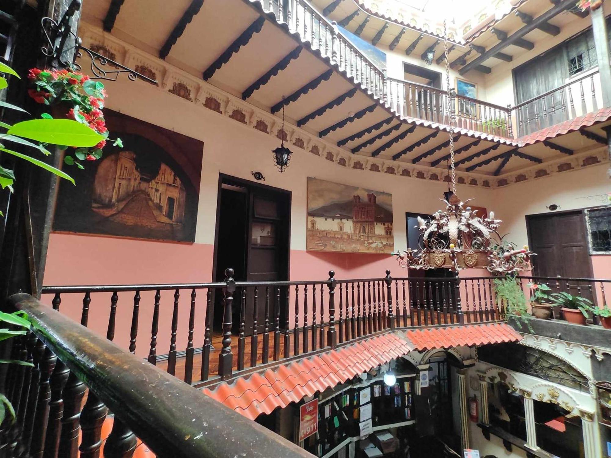 Juana De Arco * Quito