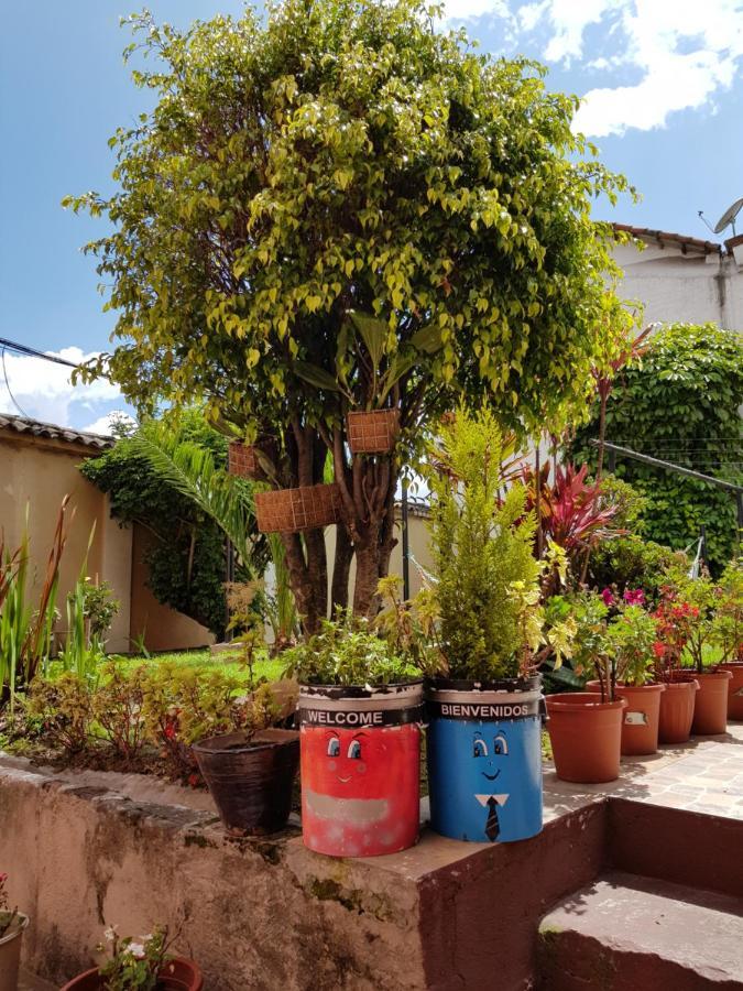 Hostal Juana De Arco Quito